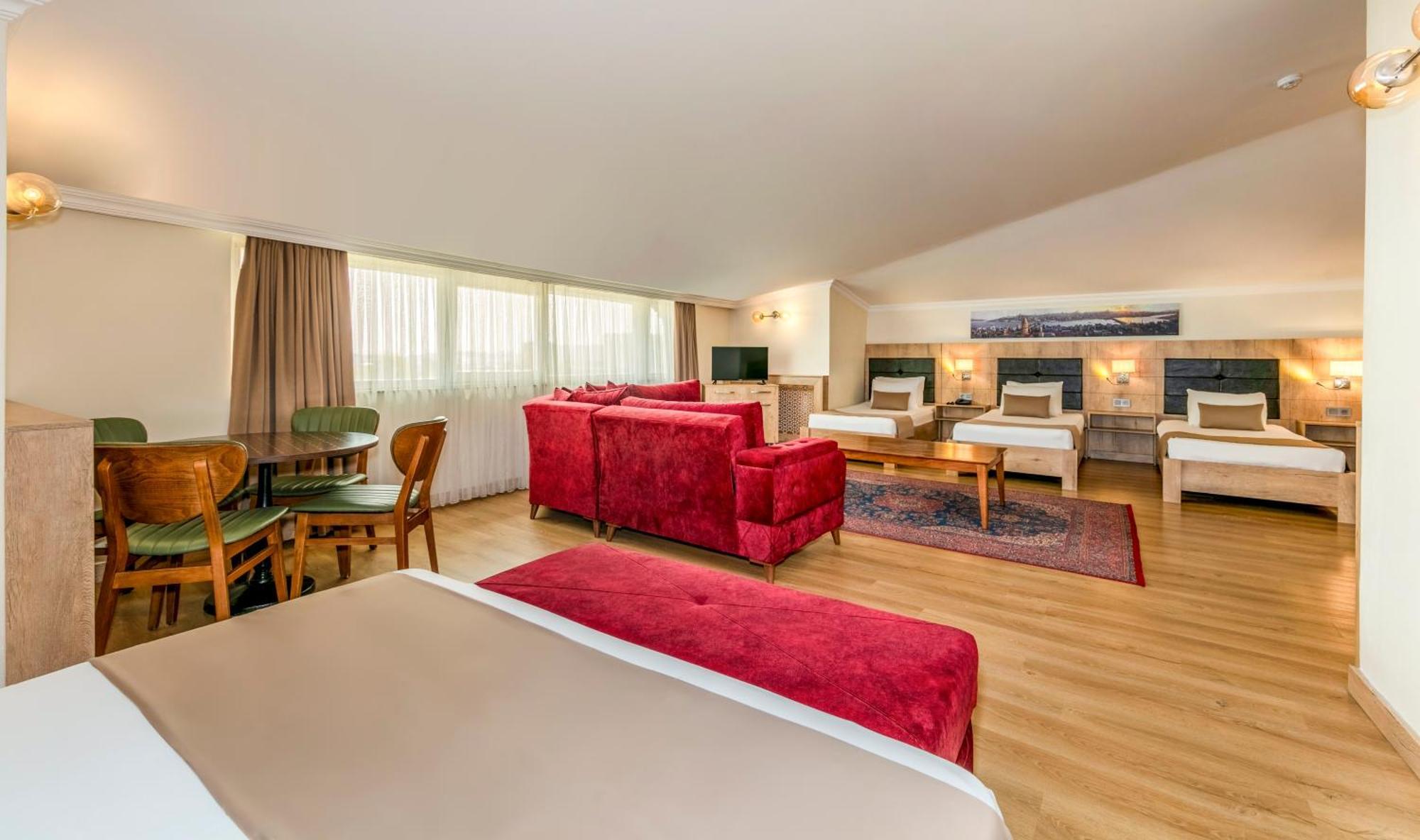 Отель Old Topkapi Porta Romanos Ottoman Heritage 4*